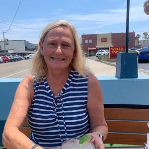 Meet your Posher, Nita